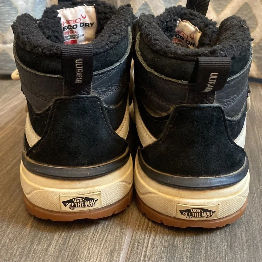 VANS HEIQ Eco Dry Dupont High Crocodile Skin Black Boots US Men 4.0 / Women 5.5